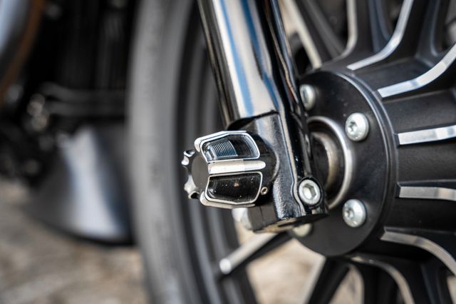 Fahrzeugabbildung Harley-Davidson XL883N IRON SPORTSTER - BOBBER -