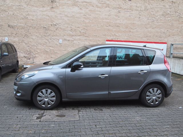 Renault Scenic III BOSE Edition NAVI Panorama 6-Gang