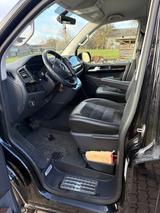 Volkswagen T6 Multivan - schwarze Volkswagen T6 Multivan