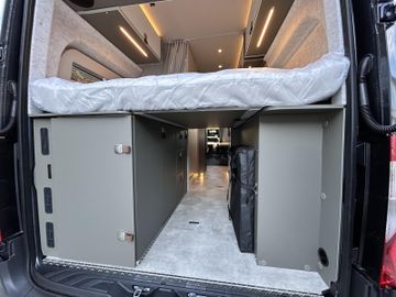 HYMER ERIBA HYMERCAR Grand Canyon S CrossOver 4x4 Winterp. AHK Solar