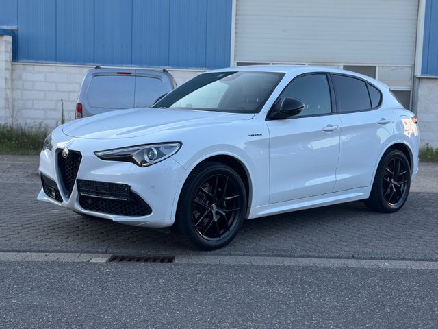 Alfa Romeo Stelvio Veloce Q4/Leder/Kamera/Navi/SHZ/PDC