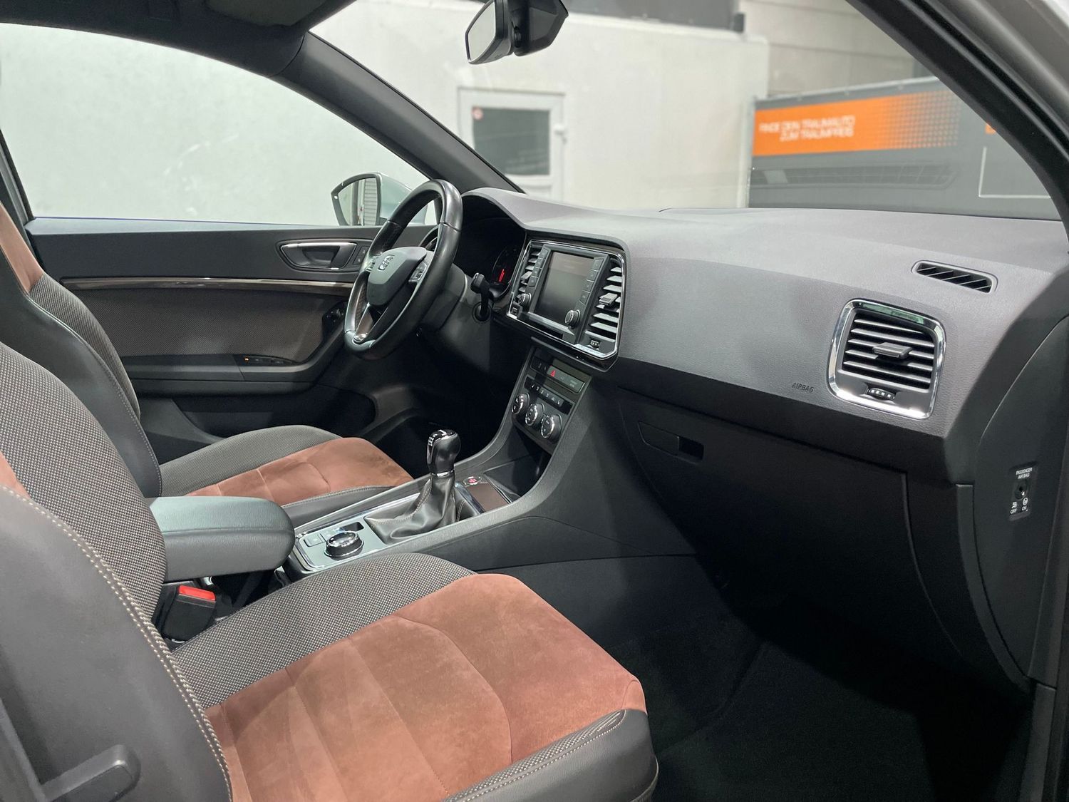 Fahrzeugabbildung SEAT Ateca Xcellence 4Drive #LED##360°#Alcantara#Keyl
