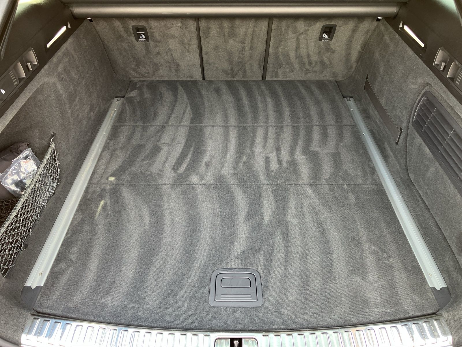 Fahrzeugabbildung Audi S6 Avant TDI quattro Matrix Navi AVC B&O 21" RFK