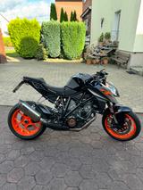 KTM 1290 Superduke R  - KTM SUPERDUKE