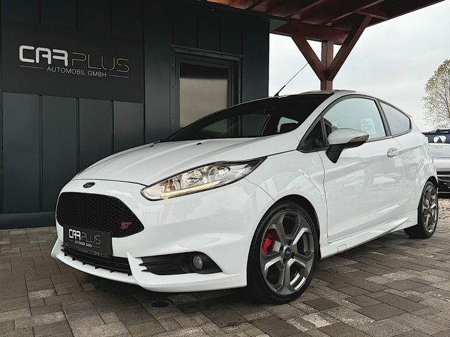 Ford Fiesta ST Sport Performance *RECARO*LED*TÜV NEU*