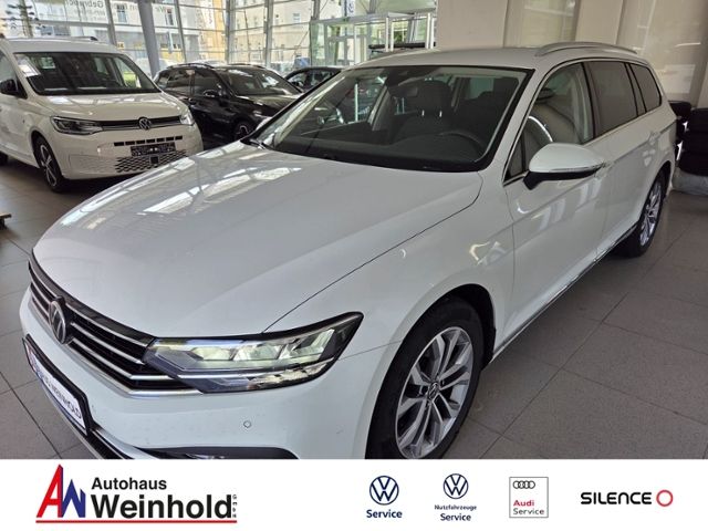 Passat Variant Elegance 2.0 TDI DSG LED NAV APP