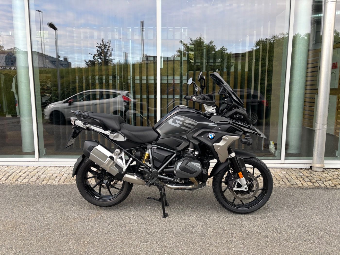 Fahrzeugabbildung BMW R 1250 GS Triple Black 4 Pakete, Sitzheizung
