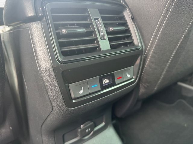 Fahrzeugabbildung SKODA Karoq Sportline 1.5 TSI - APP*ACC*PDC*MATRIX*!!!