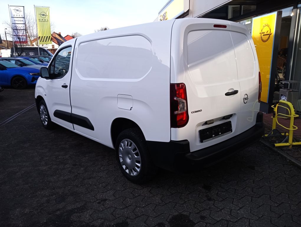 Fahrzeugabbildung Opel Combo Cargo XL 1.5D Edition+Navi+Klima+Sitzh
