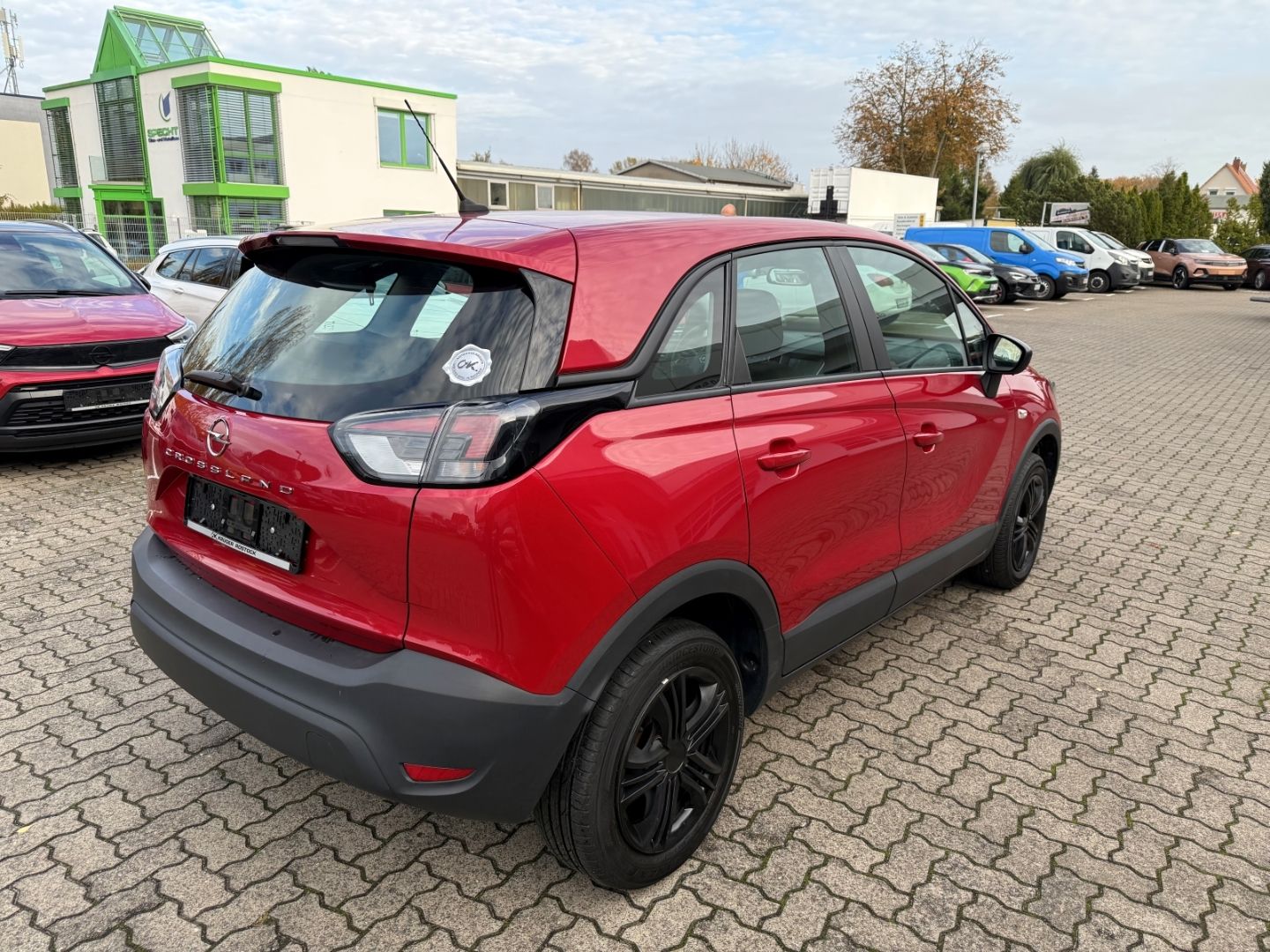 Fahrzeugabbildung Opel Crossland Edition 1.2 Direct SHZ+LHZ+Kamera