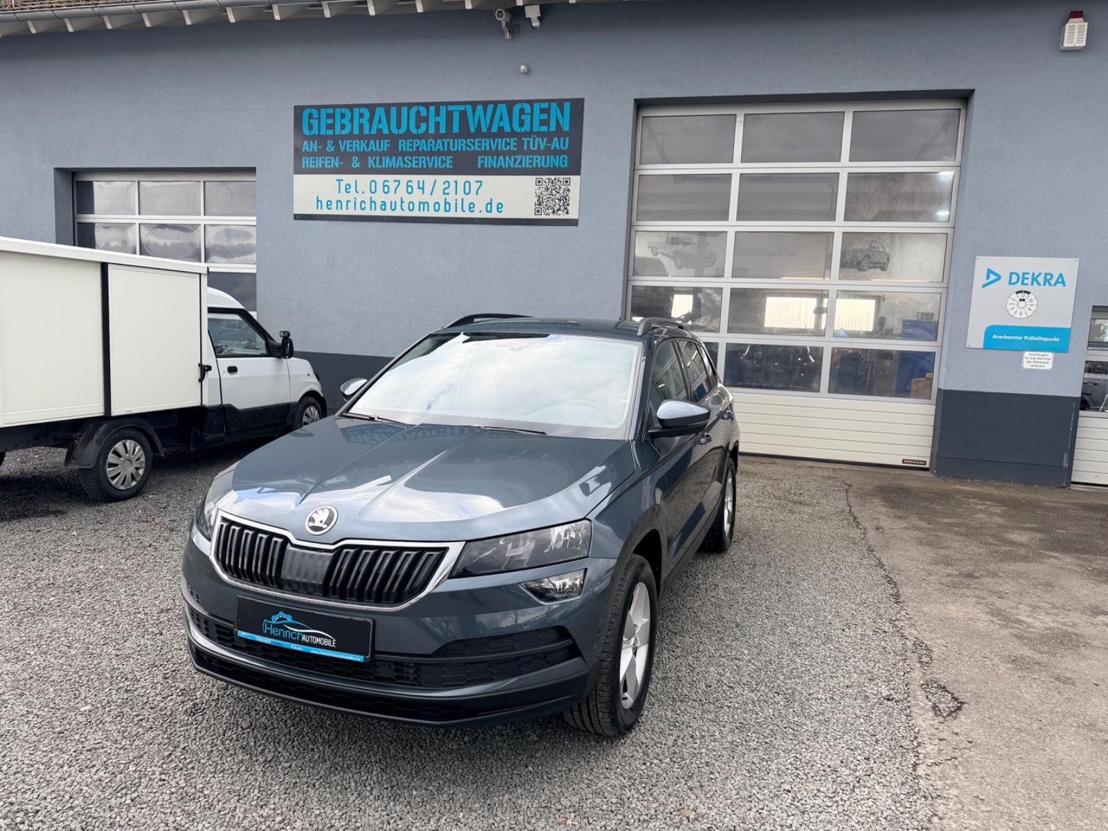 Skoda Karoq Ambition 4x4 DSG Navi AHK GRA PDC SHZ