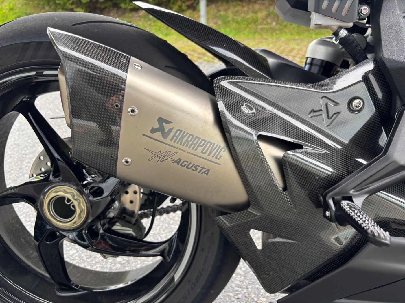 Fahrzeugabbildung Andere MV Agusta F3 RR Akrapovic