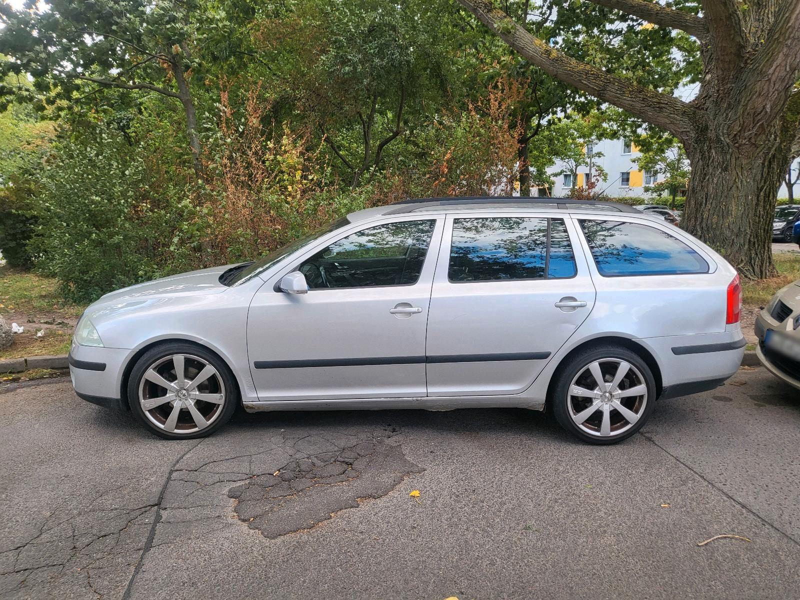 Skoda Octavia 2006 — engine 140 HP (103kW)