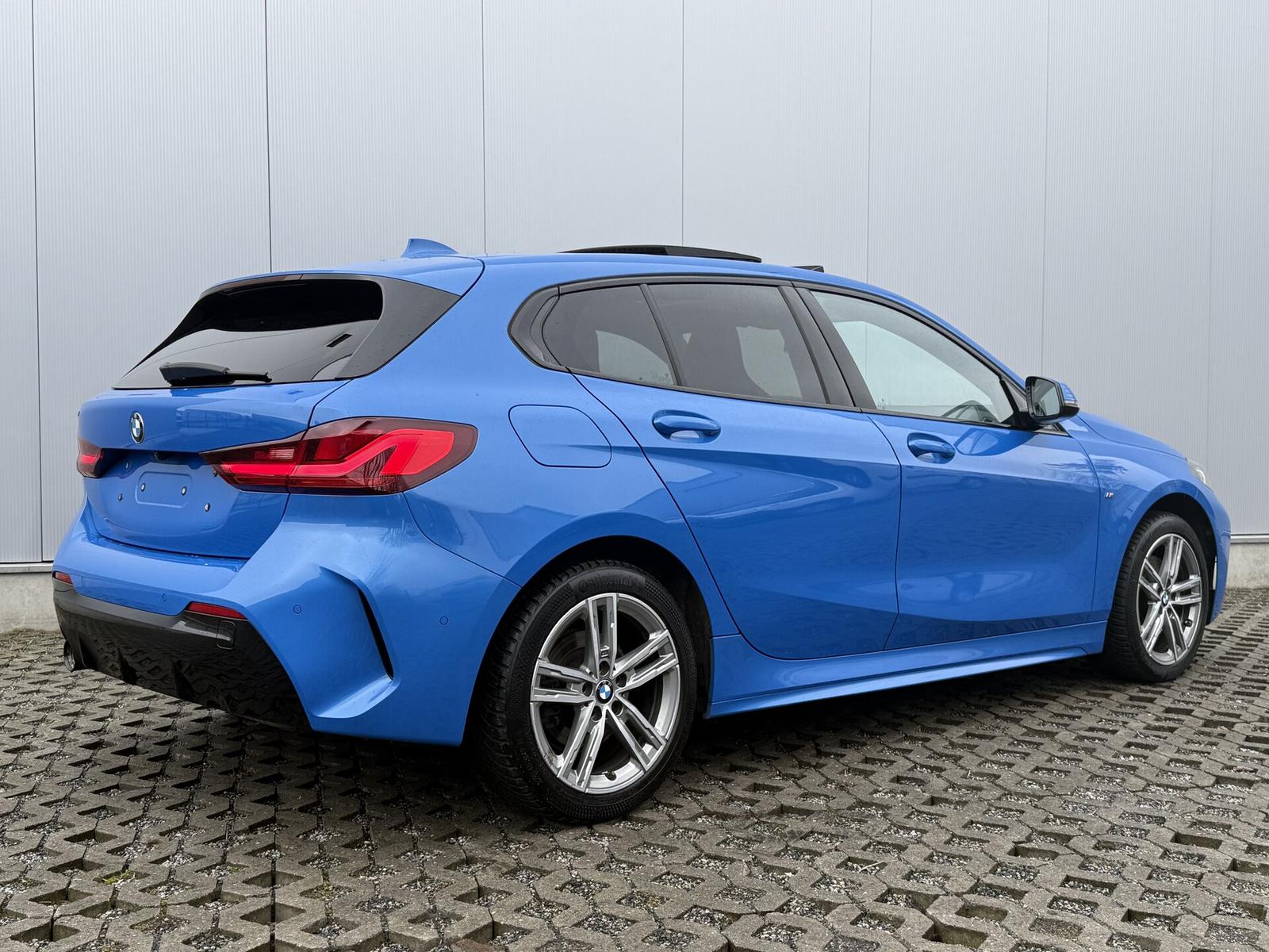 BMW 118 i M Sport SHADOW PANO HEAT MEMORY 17", миниатюра 5