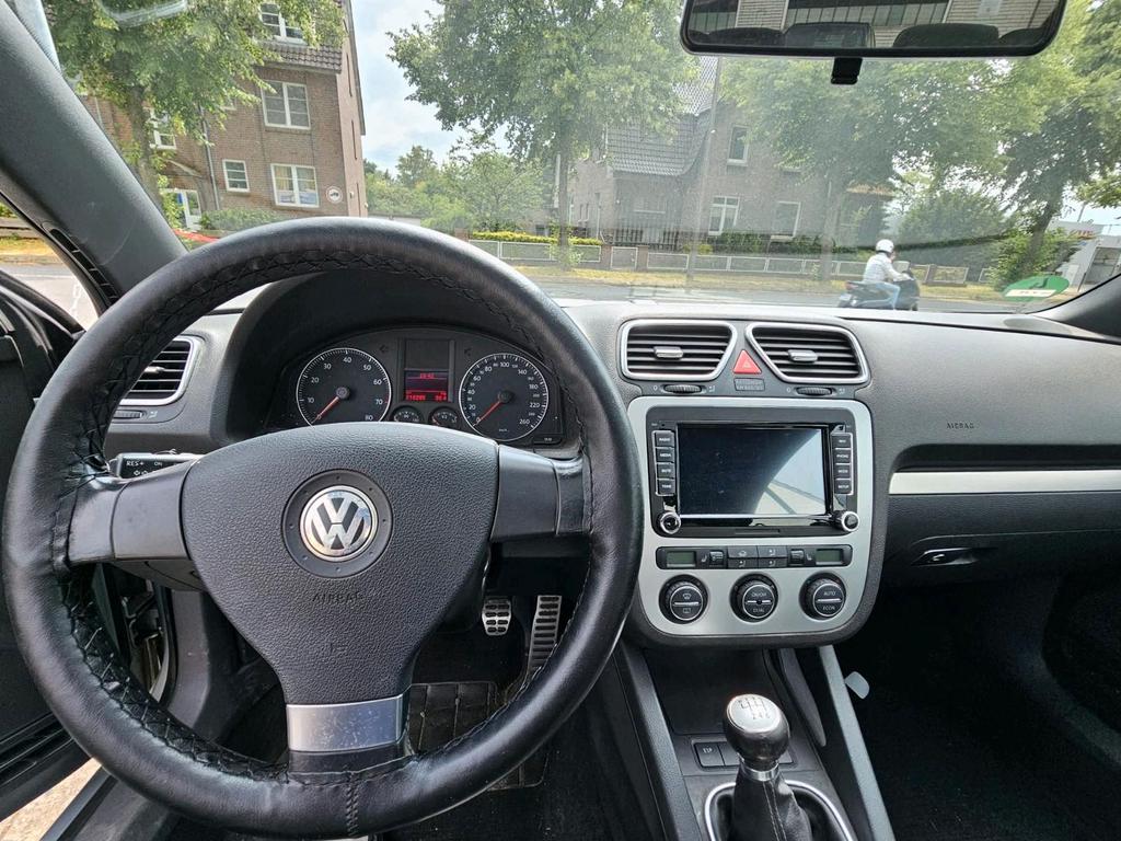 Volkswagen Eos