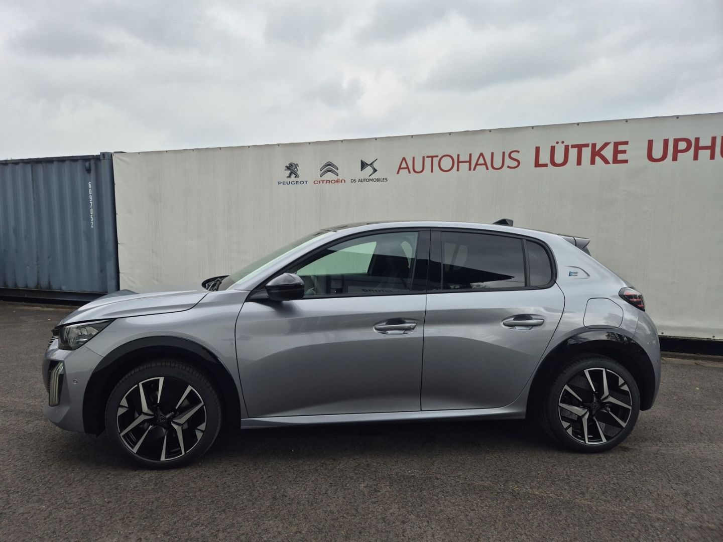 Fahrzeugabbildung Peugeot 208 GT Elektro 156 Navi LED ACC CarPlay Klimaaut