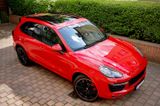 Porsche Cayenne Turbo Tiptronic Burmester in Bestzustand - : Geländewagen, Best