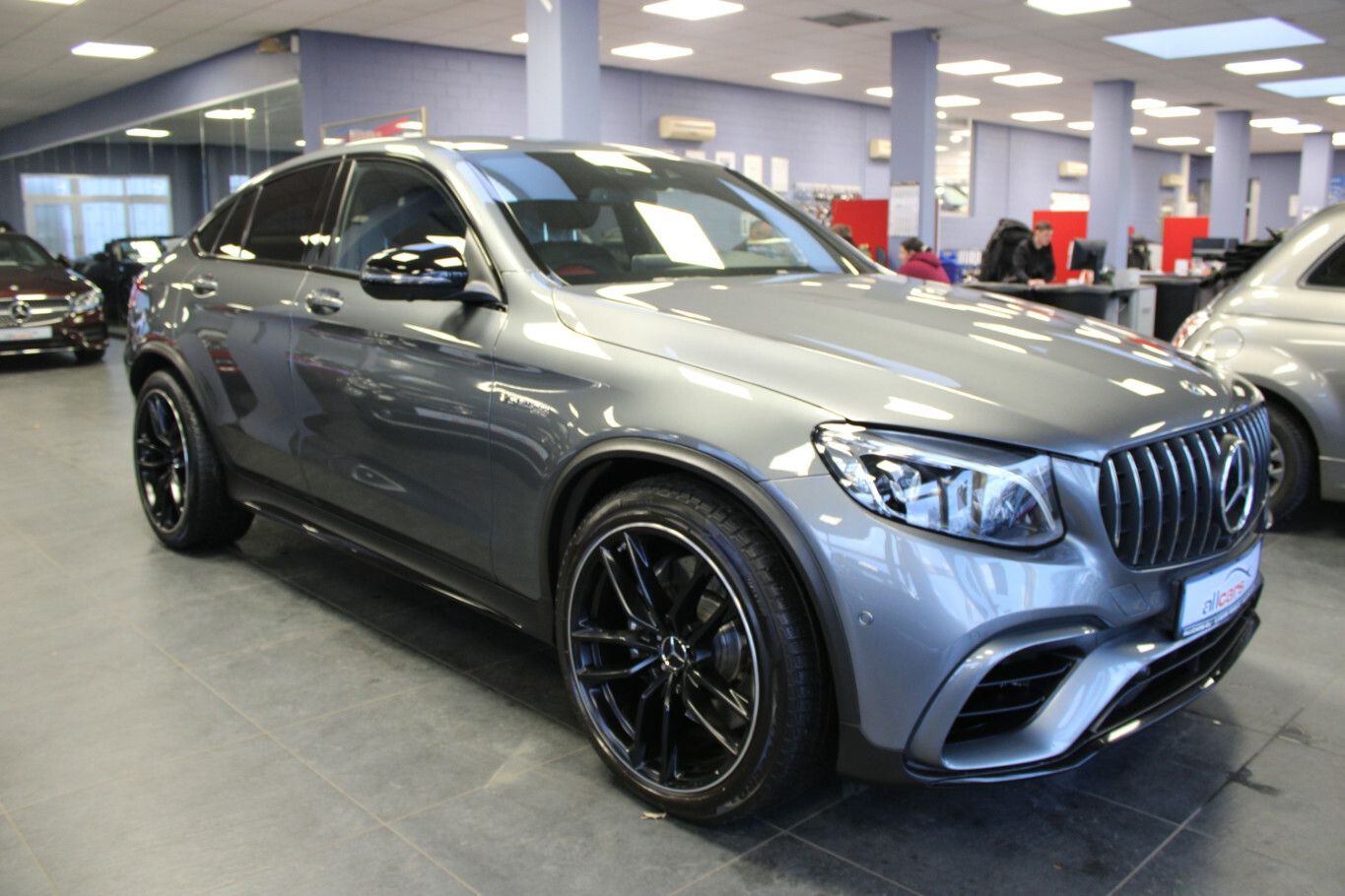 MERCEDES-BENZ GLC 63 AMG Coupe 4Matic+ AMG Speedshift MCT - 8-