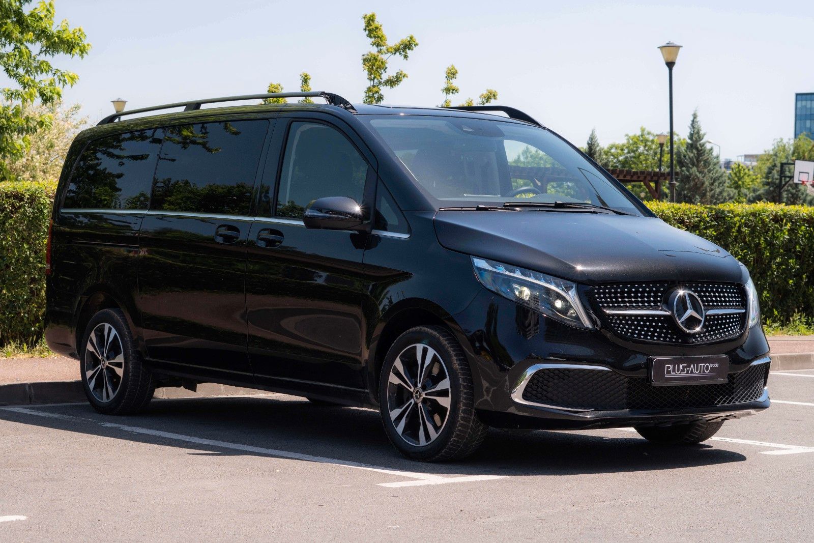 MERCEDES-BENZ V 250d AVANTGARDE 4MATIC lang