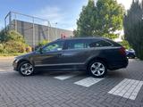 Skoda Superb 1.6 TDI Ambition Combi Ambition - gebrauchte Skoda Superb aus dem Jahr 2011
