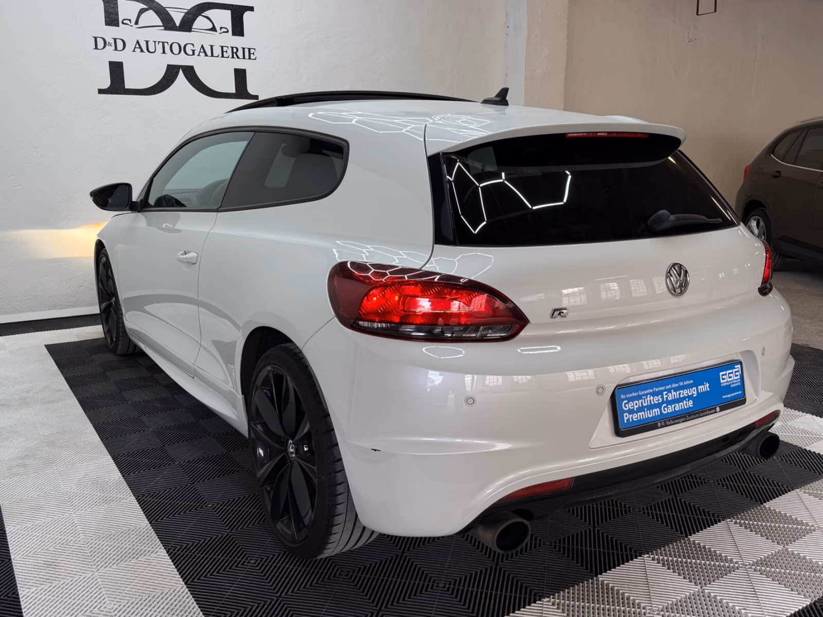 Volkswagen Scirocco R Schale|Pano|JP-328Ps|Klappen-AGA|DCC|