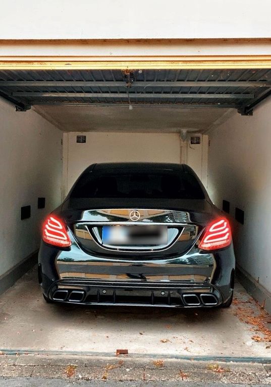 Image of Mercedes-Benz C 220