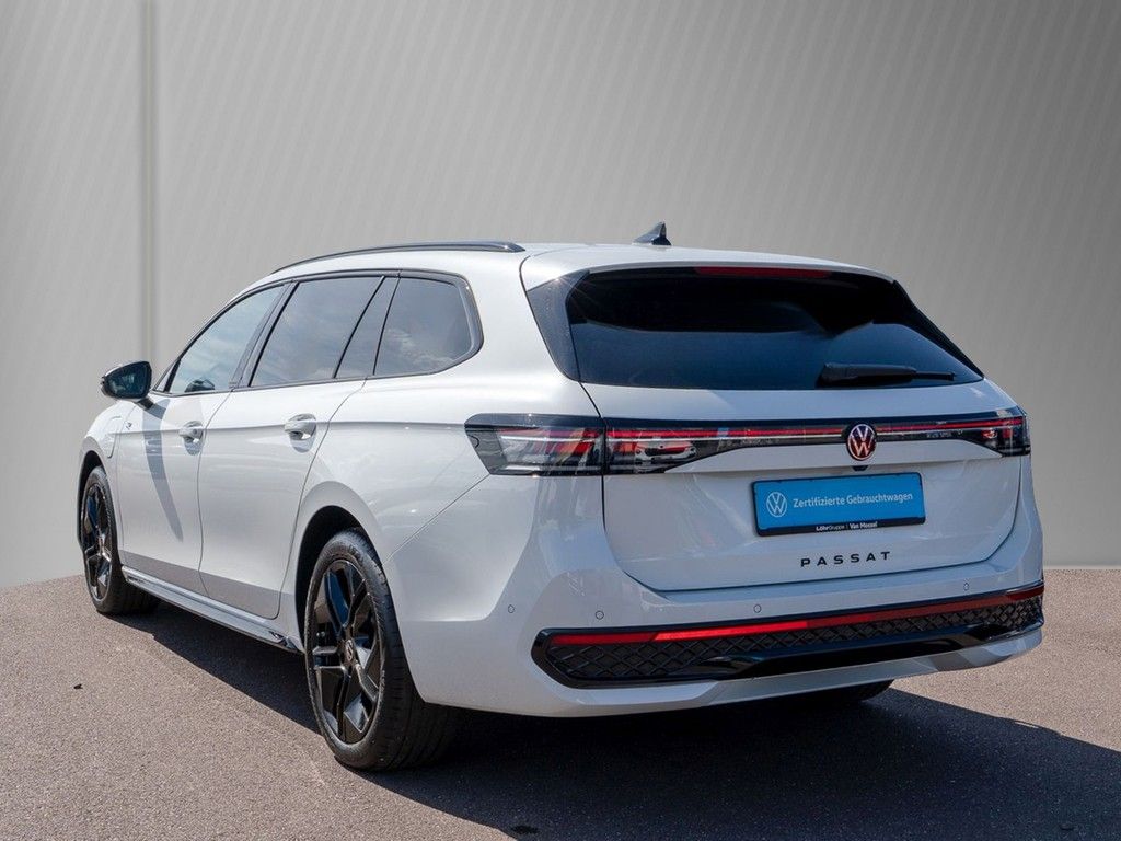 Volkswagen Passat Variant 1.5 eTSI DSG eHybrid R-Line AHK foto 5