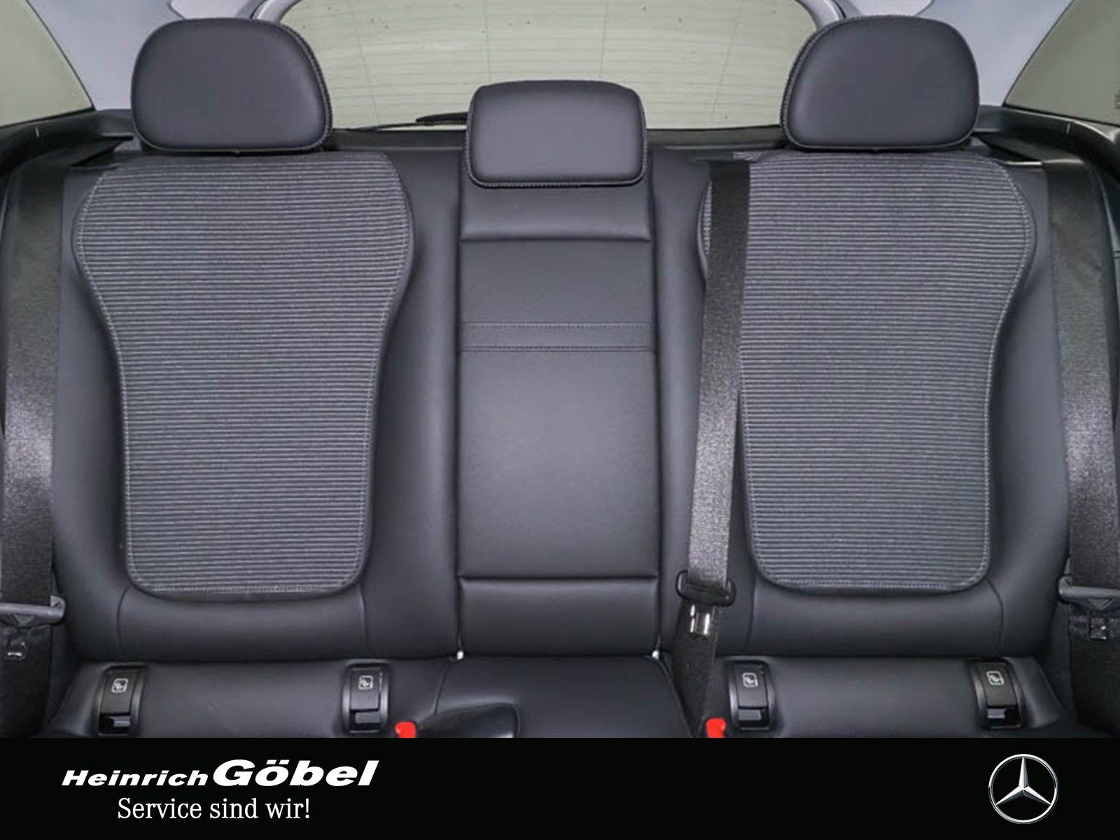 Fahrzeugabbildung Mercedes-Benz GLC 200 4M AVANTGARDE+AHK+LED+KAMERA+NAVI+MEMORY