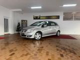 Mercedes-Benz B 200 2.0/AUTMTK/2.HAND/SCKHFT/KLIMA/PDC/TEMP - Mercedes-Benz B 200 Gebrauchtwagen in Mannheim