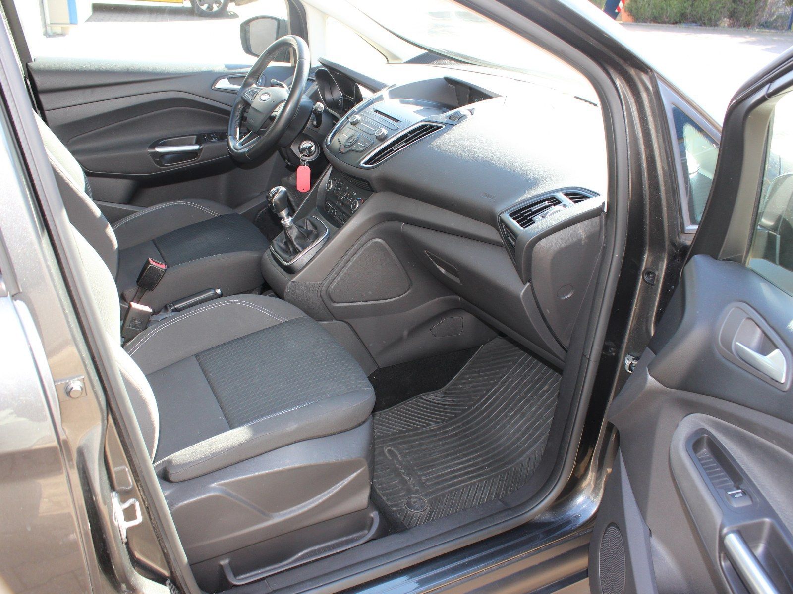 Fahrzeugabbildung Ford C-Max Trend 1,0 EcoBoost Start/Stopp