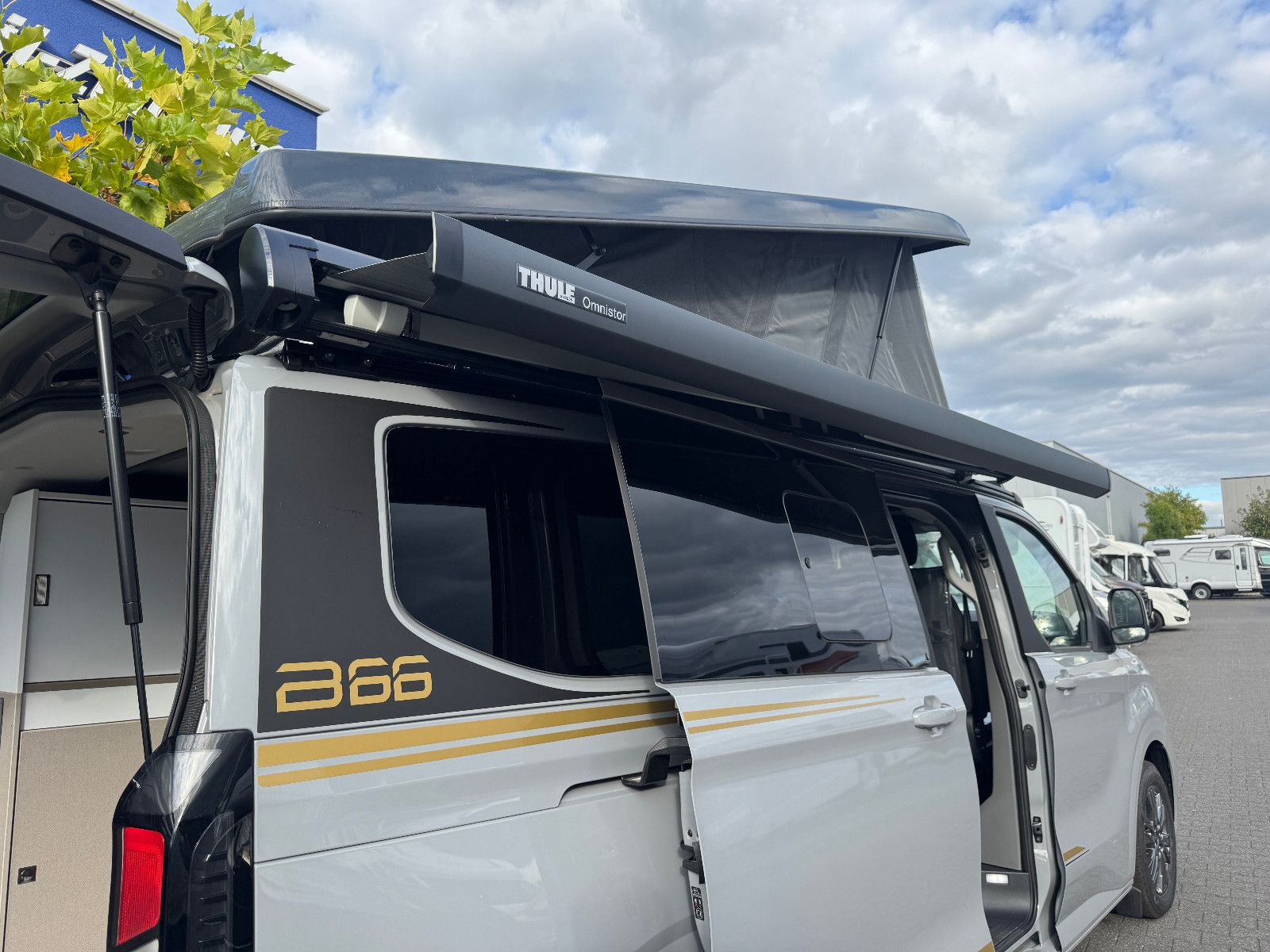 Fahrzeugabbildung Bürstner Ford V710-Copa 532 B66 - SONDERMODELL AUTOMATIK