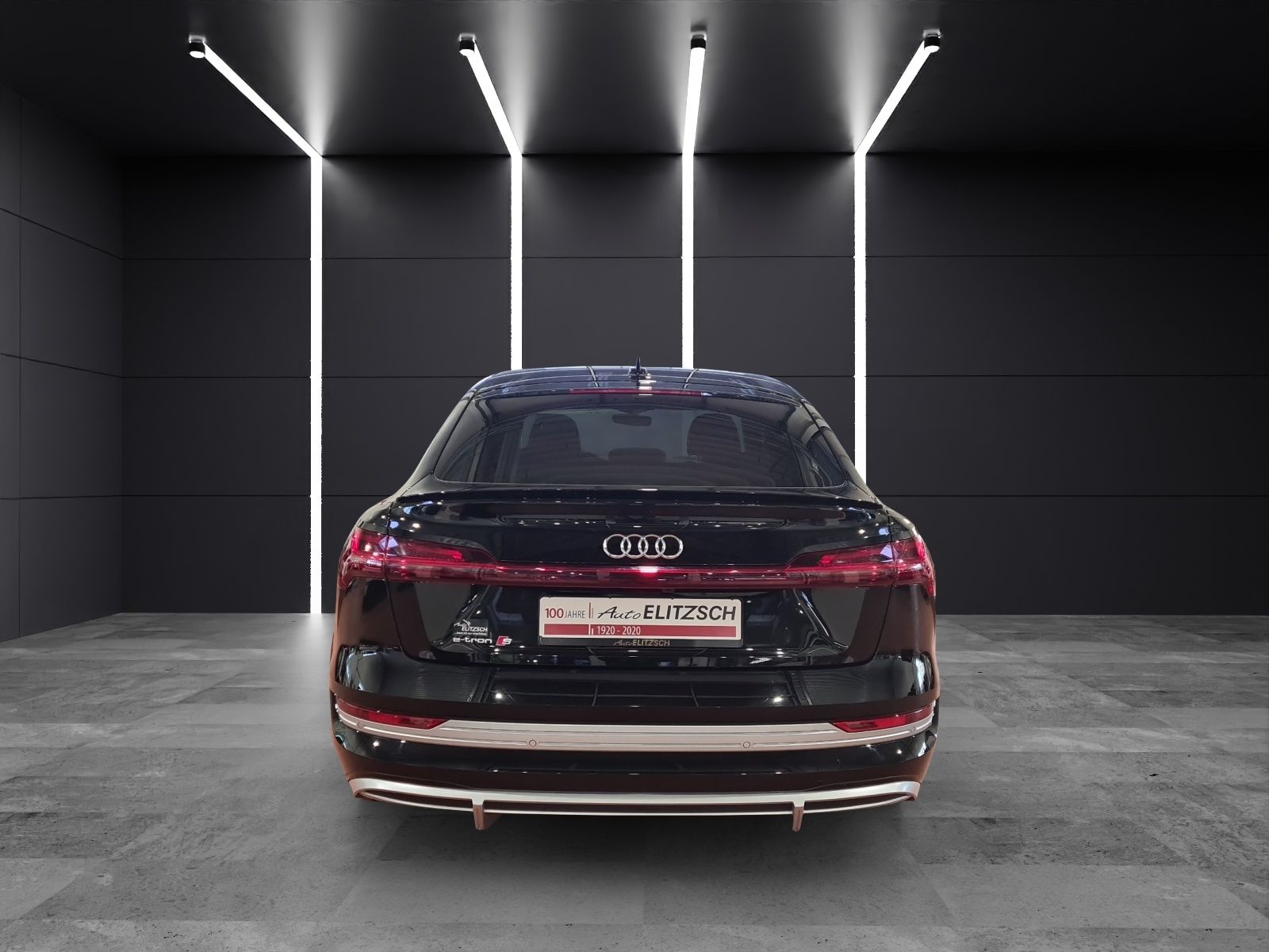 Fahrzeugabbildung Audi e-tron Sportback S AIR 21" AVC PANO AHK NAVI RFK