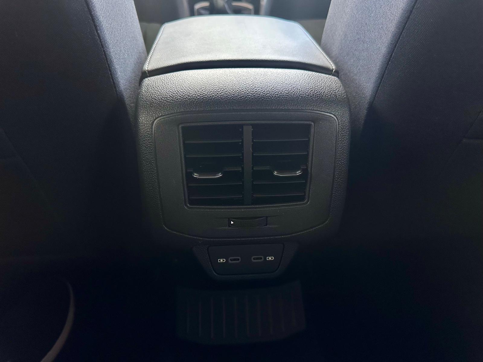 Volkswagen T-Roc 1.5 TSI Style LED App-Connect 1.Hand, миниатюра 28