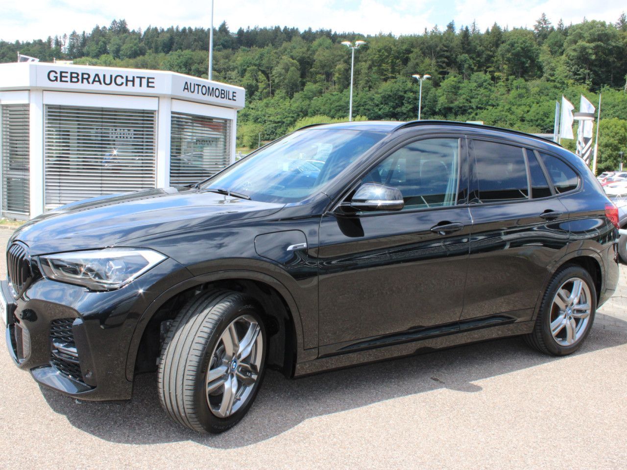 BMW X1 x25e M Sport Leder HUD Driv-/Park-Ass.Navi+ imagem 3