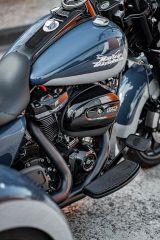 Harley-Davidson FLRT Freewheeler 114 -Ape-Umbau und Windshield - Offers matching your search criteria