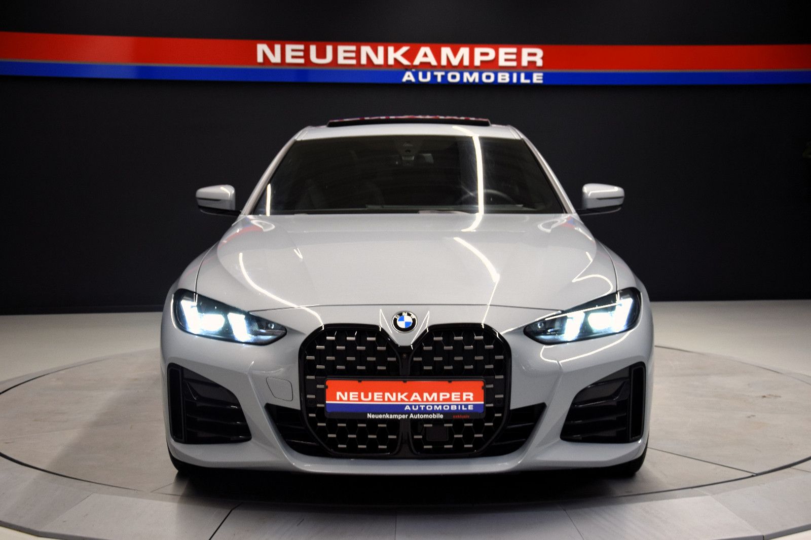 Fahrzeugabbildung BMW 420i Gran Coupe M Sportpaket GSHD HuD Facelift