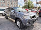 Toyota Hilux Double Cab Executive 4x4 ATACAMA - Toyota Hilux: Geländewagen