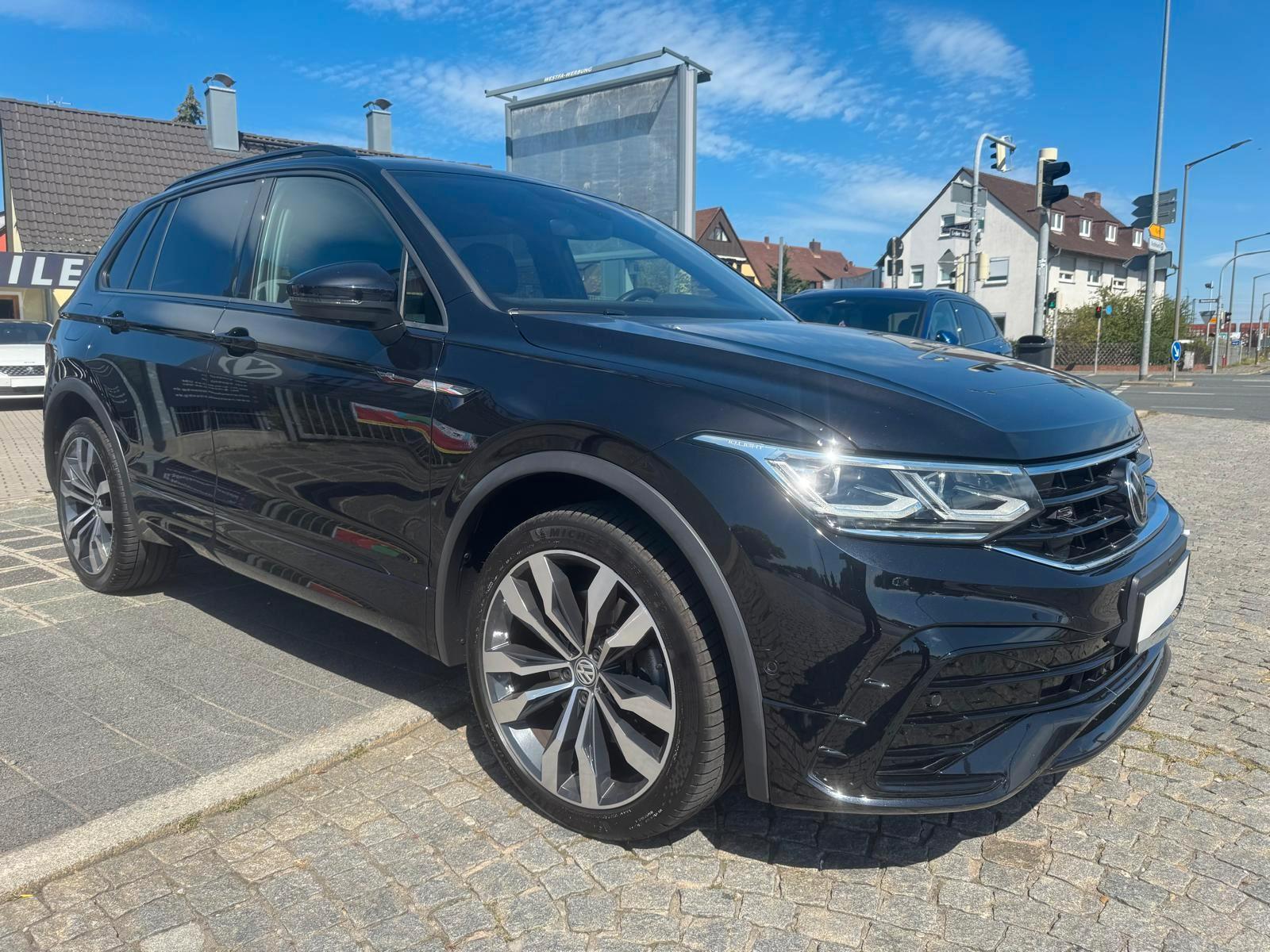 Volkswagen Tiguan R-Line 4Motion LEDER NAVI LED