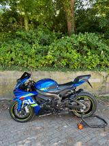 Suzuki GSX-R 750 - SUZUKI R 750 GSX