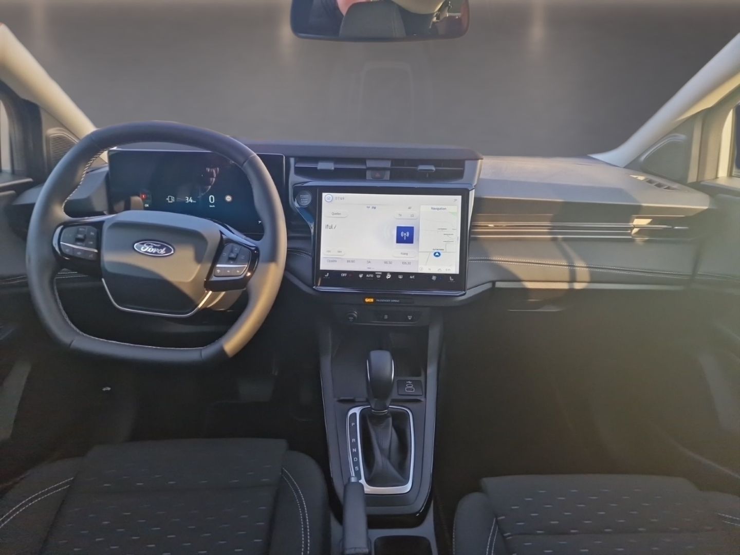 Fahrzeugabbildung Ford Puma Titanium Automatik, Winterpaket