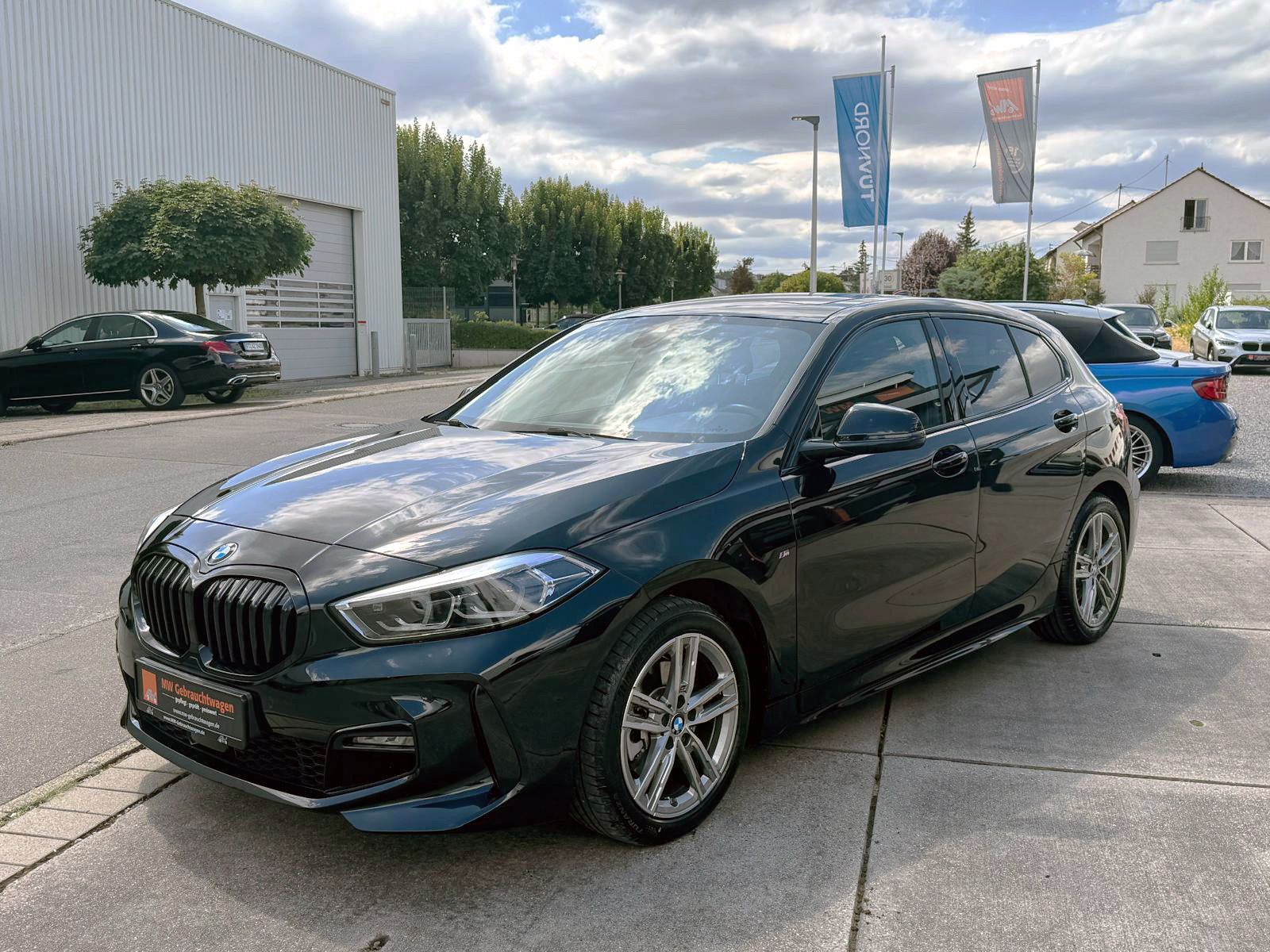 Fahrzeugabbildung BMW 118i Steptr. M-Sport LED PANO KAM SHZ CarPlay BT