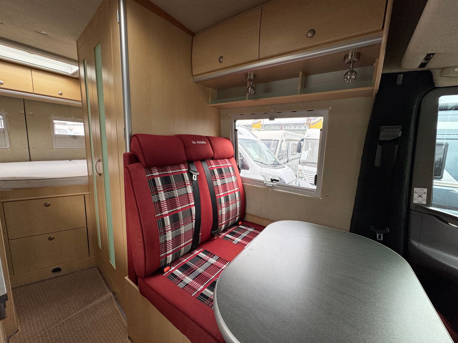 Fahrzeugabbildung La Strada REGENT S MERCEDES SPRINTER 7G-TRONIC SOLAR 1HAND