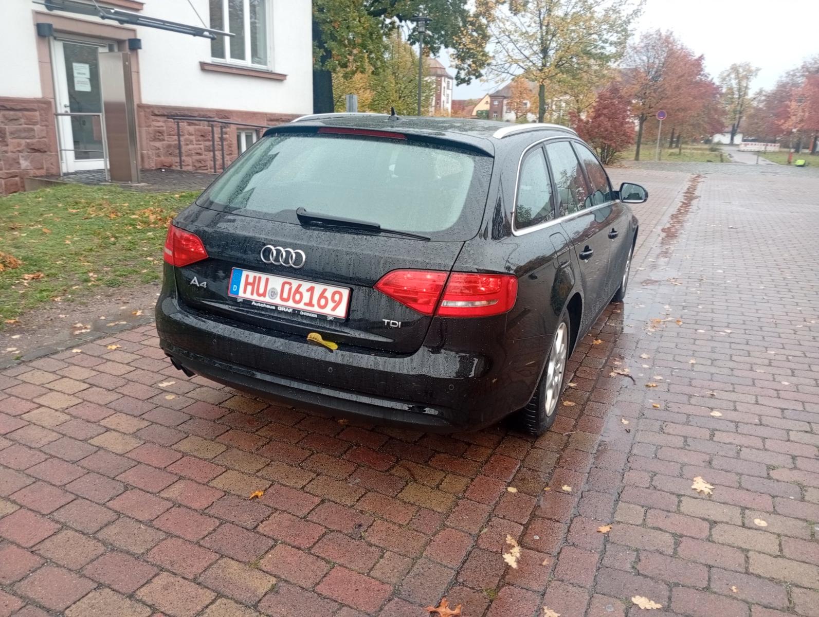 Audi A4 2012 — photo 7