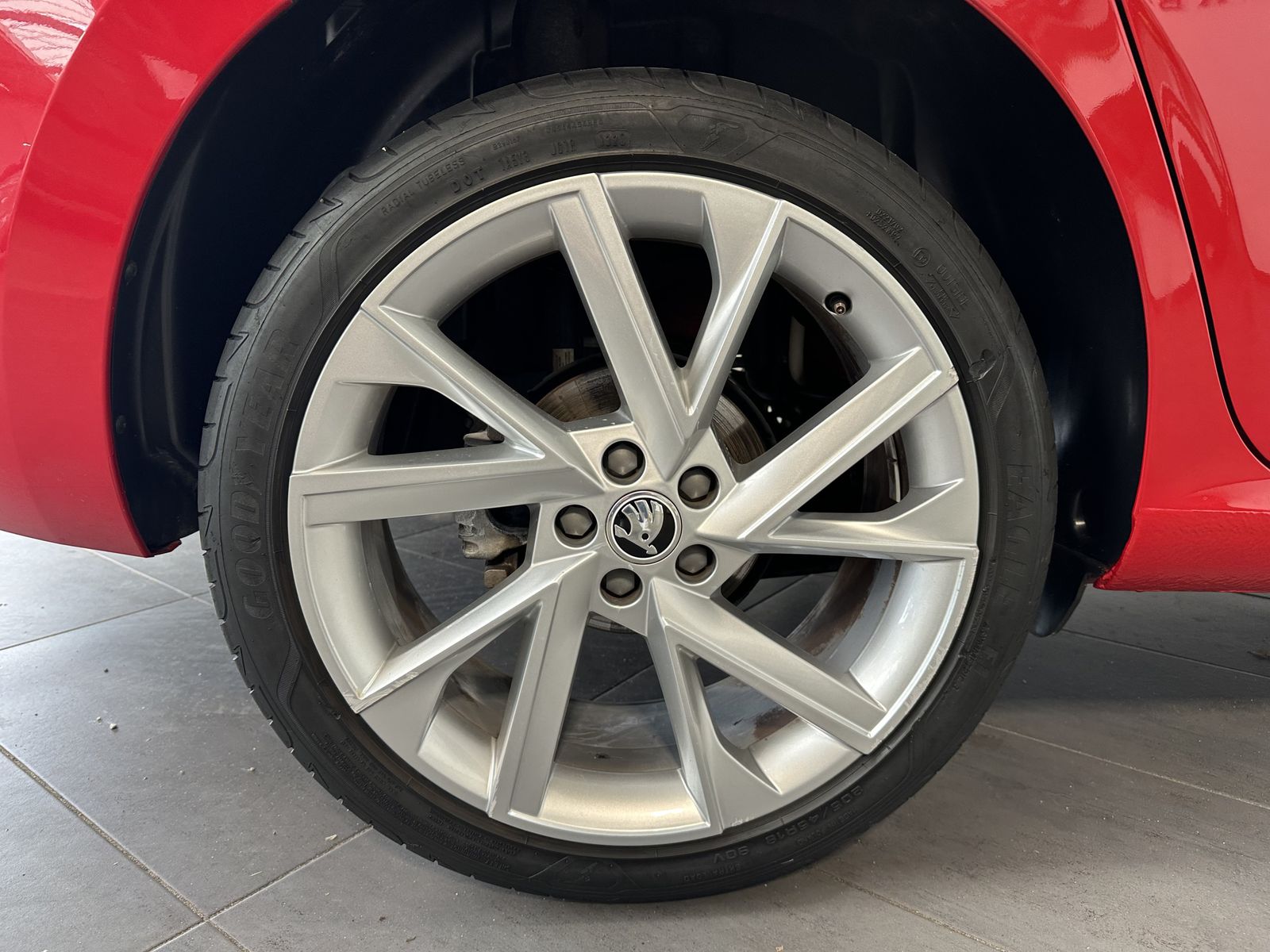 Fahrzeugabbildung SKODA Scala 1.5 TSI DSG Style LED+ACC+KAMERA+SHZ+CARPL