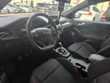 Ford Focus Lim. ST-Line *NAVI*KAMERA*DESIGN PAKET* - Ford Focus: ST Line Design
