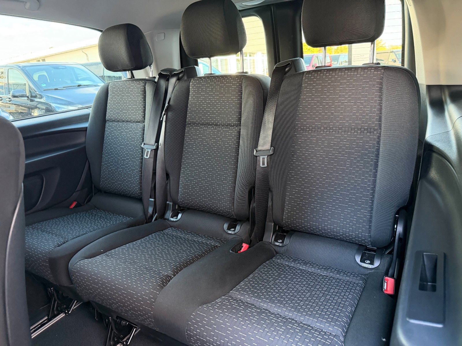 Fahrzeugabbildung Mercedes-Benz Vito 116 CDI Tourer PRO 4x4 Stdheiz AHK2,5to