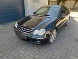 Mercedes-Benz CLK 220 CDI AVANTGARDE - Mercedes-Benz CLK 220: Coupe