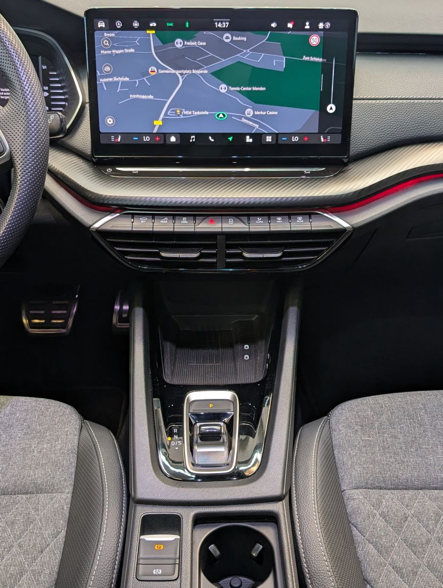 Fahrzeugabbildung SKODA Octavia 2.0 TDI Sportline Matrix Canton Pano ACC