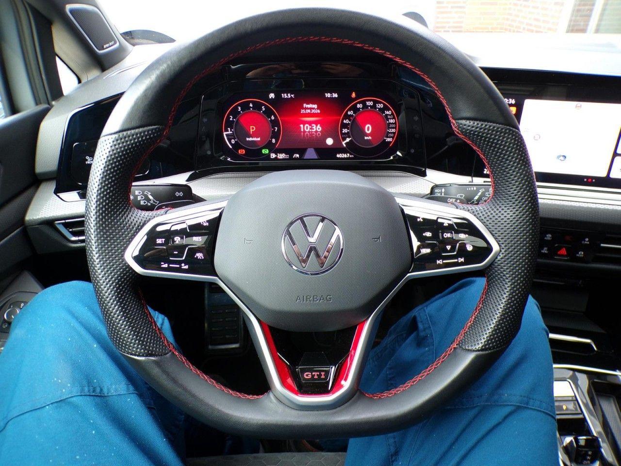 Volkswagen GOLF 2.0 TSI*DSG*GTI CLUBSPORT*ACC*LED*PANO*IQ.D