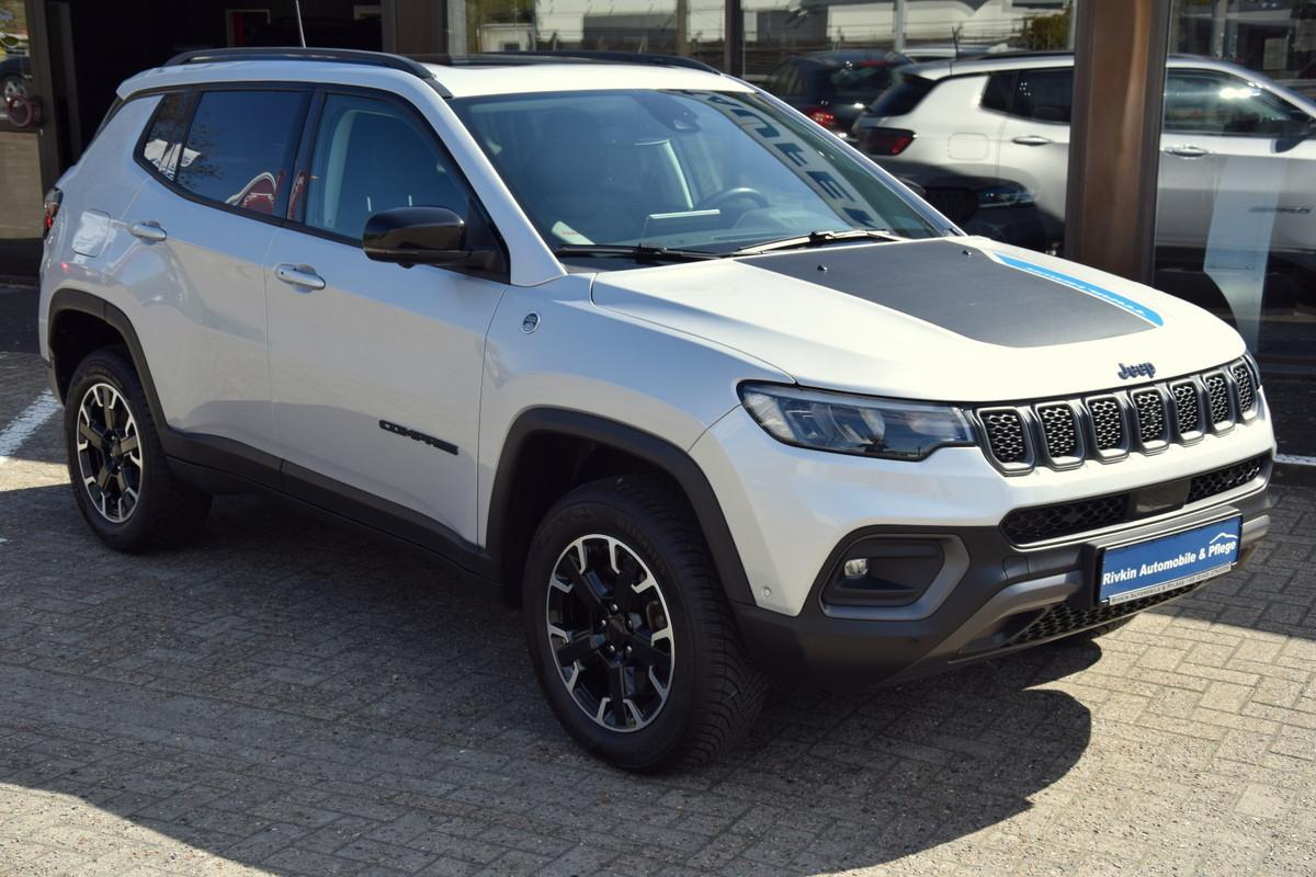 Jeep Compass 1.3l T4-PHEV Trailhawk Auto. 4WD
